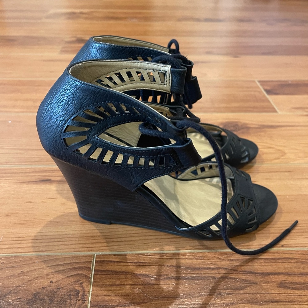 Black Wedge Heels